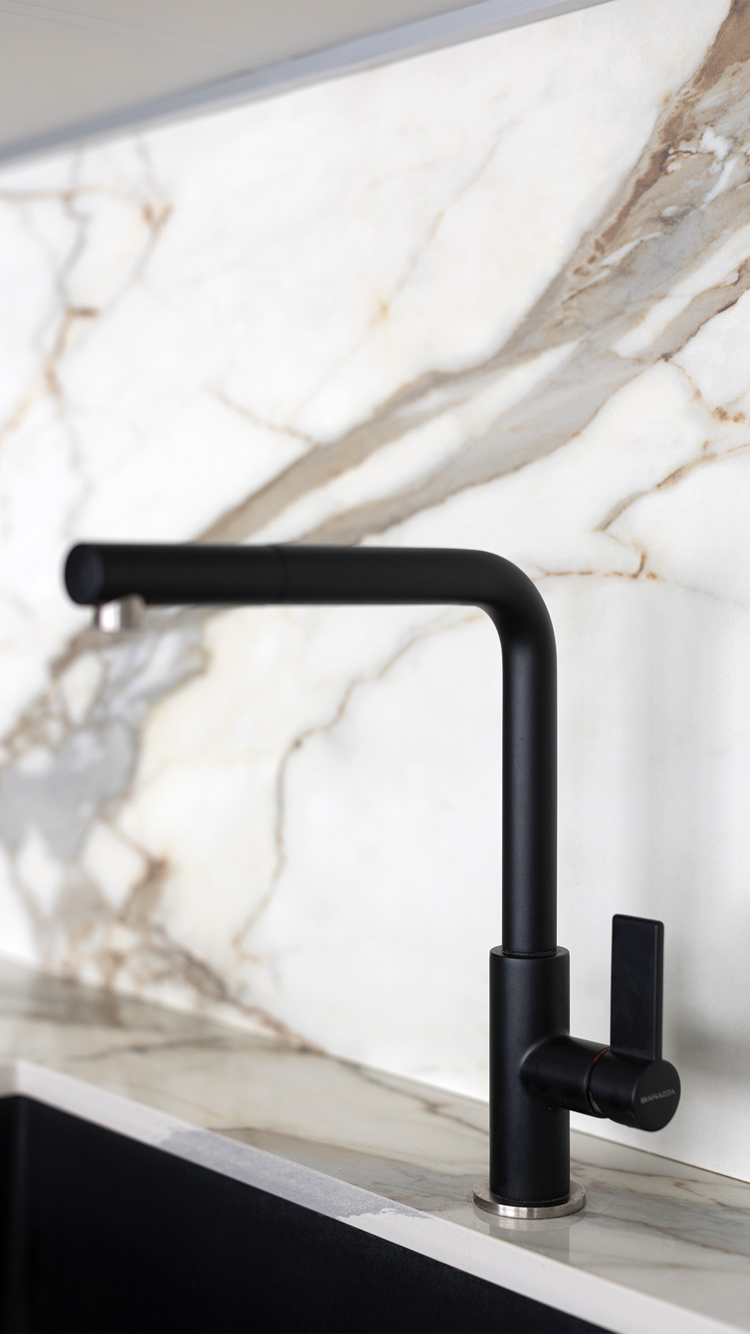 dettagli-rubinetti-stile-material-innovazione-plebani